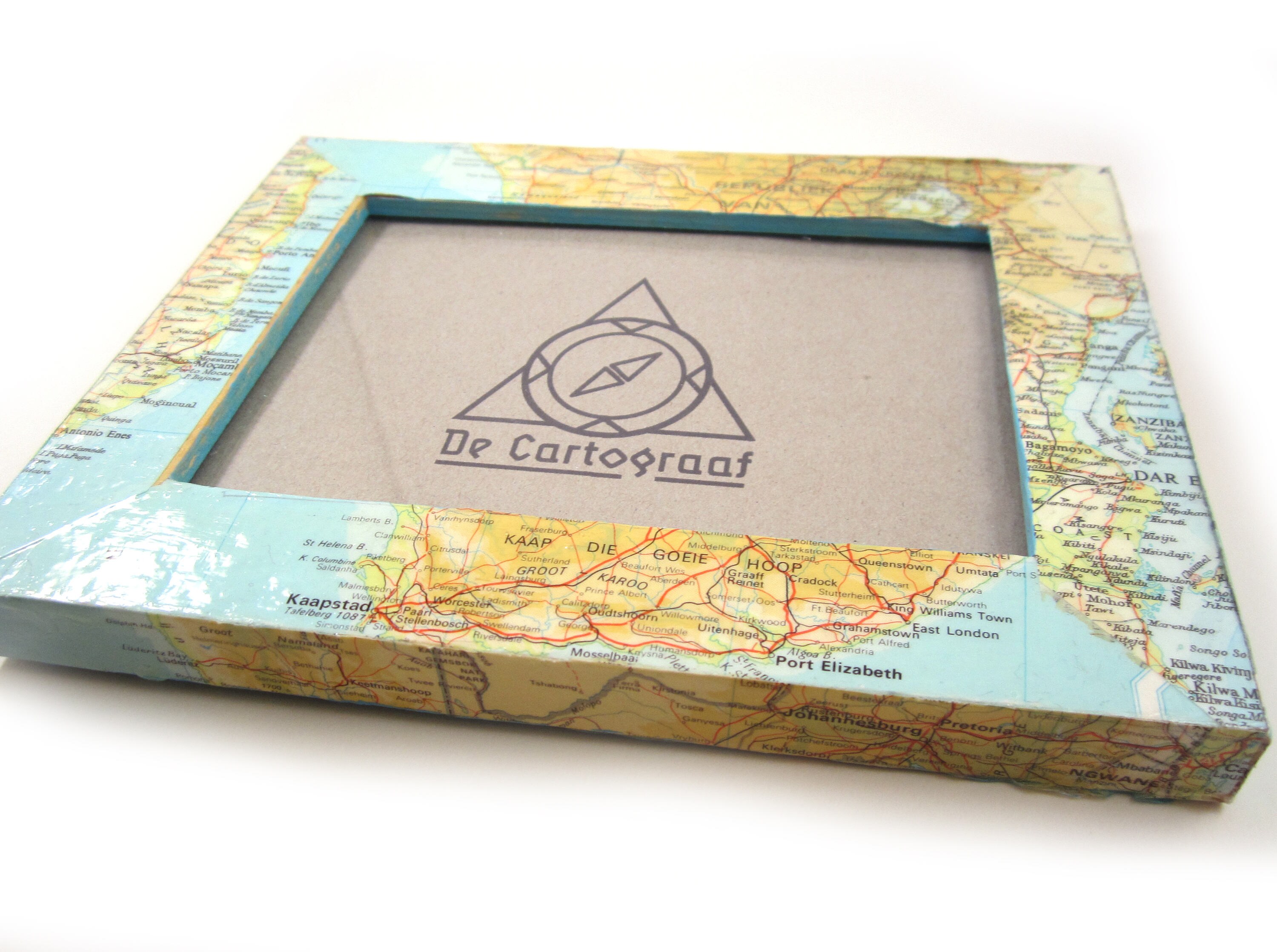 Personalized World map photo frame