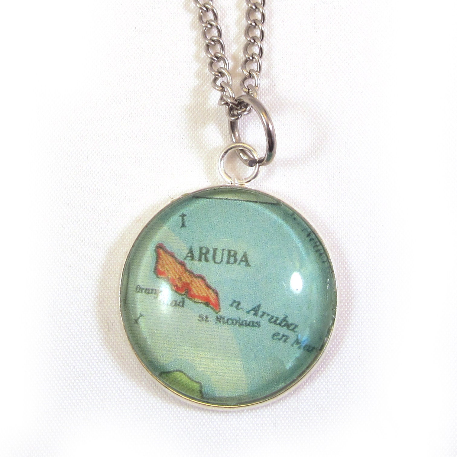 Personalized map necklace - Central america variations 25 mm