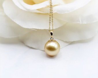 Flawless South Sea Pearl, 18KY Gold, Very special gift for very special Person, Big anniversary gift. Gifts for special occasion, graduation