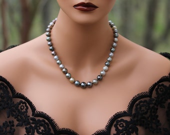 Tahitian Pearl Strand, Multi-Color, 14K Gold Clasp, 19.25 Inch