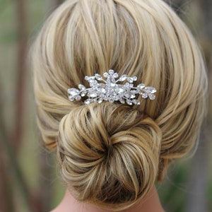 Wedding Accessory, Wedding Comb, Bridal hair comb, Hair comb, Rhienstone Hair comb, Bridal combs, Cystal hair comb, Bridal accessory, Bridal