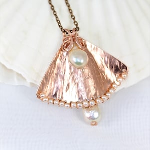 Copper Jewelry, Hammered necklace, Edison Pearls, Freshwater Pearls, June Birthstone, 30th anniversary, Pearl jewelry, Birthday gifts, gifts
