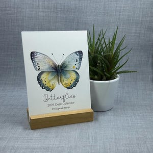 2025 Tischkalender, Schmetterlinge, Schmetterling, Aquarell, Tischkalender mit Holzständer, Kalender, Geschenk, Schreibtischkalender, Weihnachtsgeschenk, Mitarbeiter