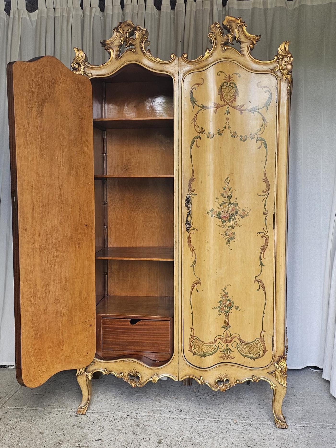 FIFTIES FURNITURE ハードカバー 2000/2/1 FIFTIES FURNITURE ハードカバー 2000/2/1 FIFTIES FURNITURE