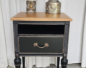 Vintage Drexel Touraine Kidney Shaped Vanity Circa 1950's, Louis