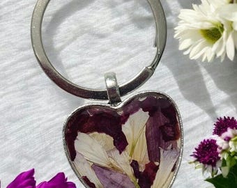 Dried Funeral Flower Heart Keyring: Antique Silver Memorial Keepsake