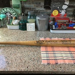 Louisville Slugger Bat / Keith Hernandez
