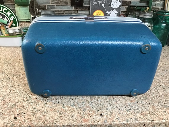 Samsonite Train Case - image 4