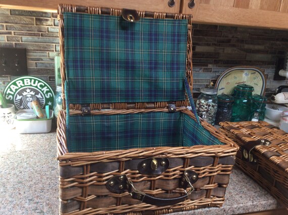 Wicker Picnic Basket / Wicker Tray - image 5