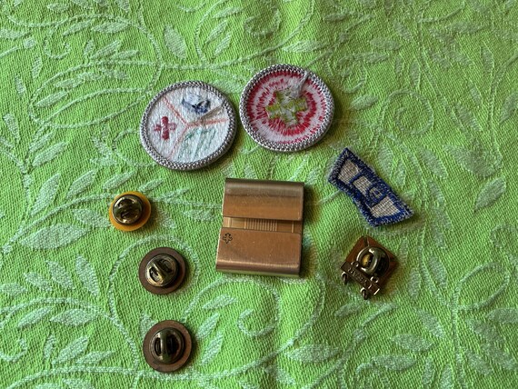Scouting Patches & Pins - image 3