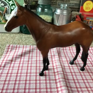 Breyer Thoroughbred Jumper Mare