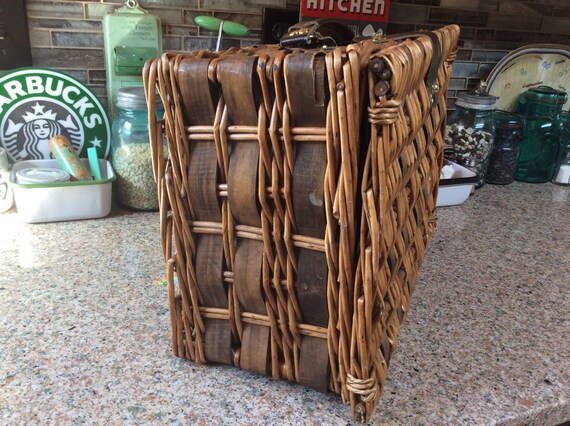 Wicker Picnic Basket / Wicker Tray - image 4