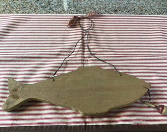 木製の吊り下げ式魚 - Etsy 日本