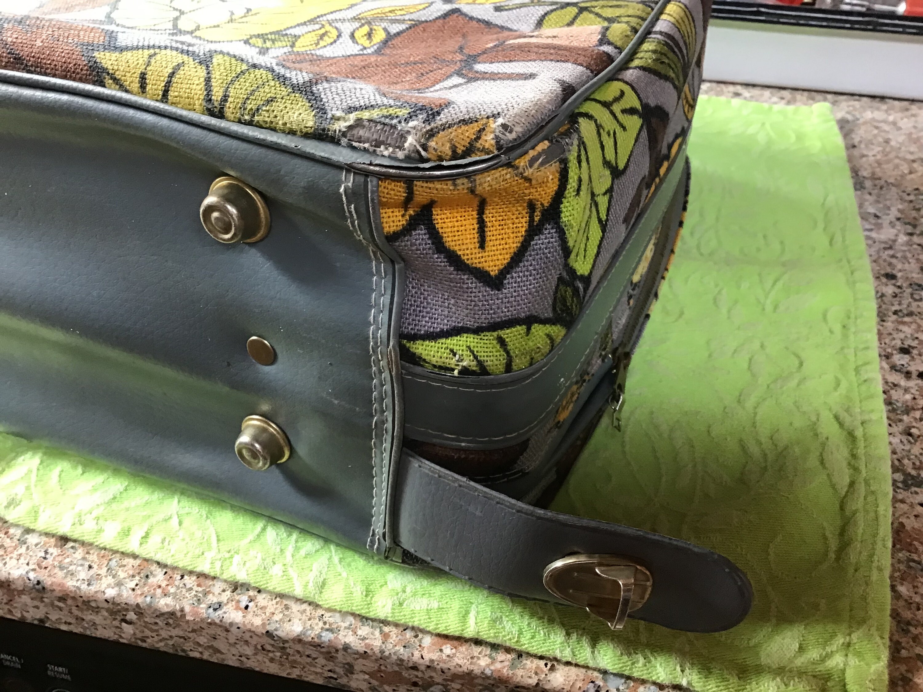 70sビンテージ トラベルバッグ Bantam Travelware DIV. il_1080xN.6291464067_am74.jpg