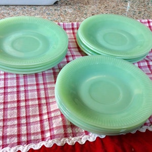 Jane Ray Jadeite Piattino