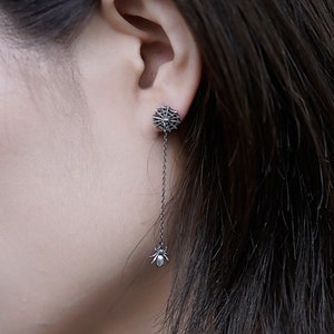 Ofertas especiales / Pendientes de plata de ley con diseño de telaraña / Pendientes góticos con cadena de araña / Joyas de Halloween / Pendientes con diseño de telaraña y araña