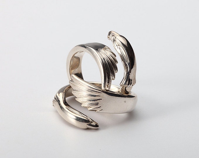 Silver Eagle Head Ring | Bold Sterling Silver Adjustable Ring | Unique Bird Claw Design | Symbolic Jewelry Men and Women |Eagle Feather Ring