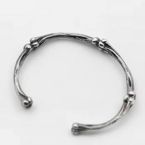 Skeleton Bone Bangle Bracelet, Gothic Silver Bangle, Halloween Jewelry, Morbid Gothic Bracelet, Sterling Silver Bone Cuff, Skeleton Jewelry