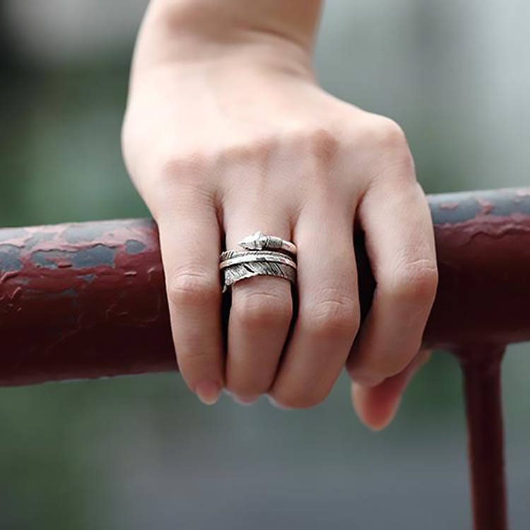 Wrap-Around Arrow Ring