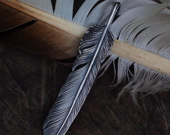 Handcrafted Sterling Silver Feather Pendant, Rustic Feather Charm, Nature-Inspired Jewelry, Oxidized Silver Feather Necklace for Him and Her