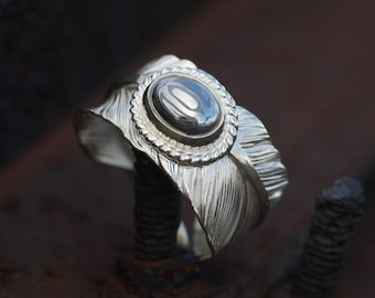 Handmade Silver Feather Wrap Ring with Turquoise Gemstone | Adjustable Boho Ring with Damascus Steel | Gift for Nature Lovers & Free Spirits