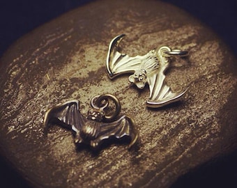 Pendentif chauve-souris en argent | Charm chauve-souris gothique | Charm en argent oxydé | Bijoux chauve-souris | Bat en argent sterling | Pendentif vampire | Bijoux morbides