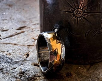 Handmade Silver Ring – 24k Gold Lightning Bolt Hammered Band, Rustic Thunderbolt Jewelry for Men