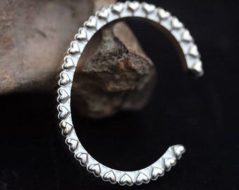 925 Silver Heart Bracelet | Elegant Two-Tone Bangle for Women and Men | Handmade Love Cuff Jewelry | Romantic Valentine's Gift for Her