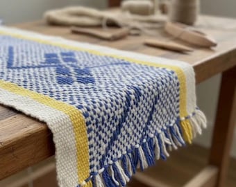Traditionele tafelloper uit Zuid-Chili – handgemaakt mapucheweefgetouw