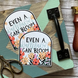 Bridgerton Wallflower Quote Sticker | Penelope Featherington | Lady Whistledown | Waterproof Laptop Decals, Penelope Water Bottle Stickers