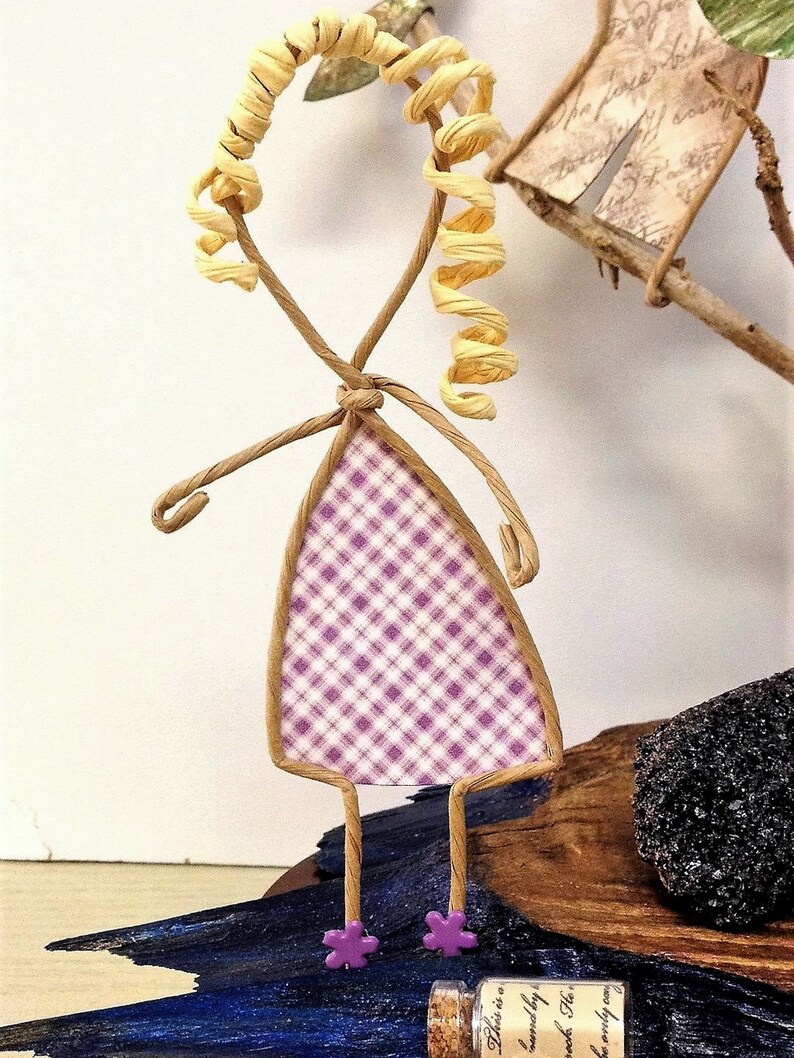wire figures art