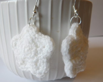 Crochet star earrings - Silver fish hook - 3D - slightly puffy