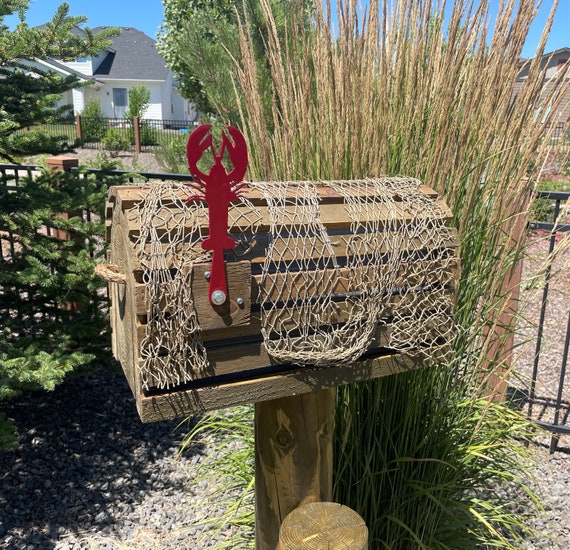 Nautical Rustic 'lobster Trap' MAILBOX W/rope Pull & Fish Net