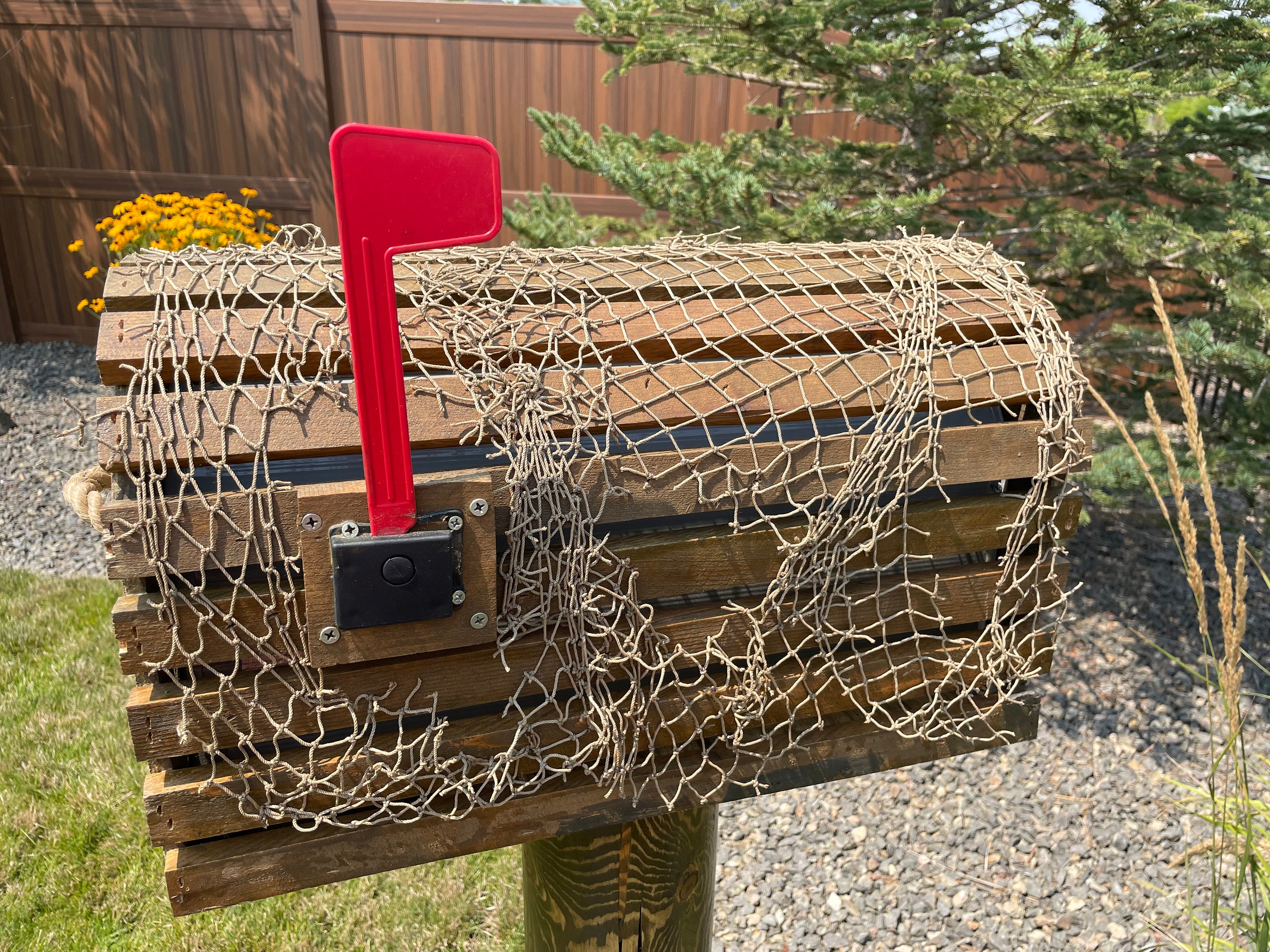 Nautical Rustic 'lobster Trap' MAILBOX W/rope Pull & Etsy Canada