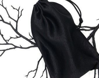 Schwarz Crushed Satin Tasche Spielzeug Lagerung für Erwachsene mit Kordelzug - mehrere Größen erhältlich -