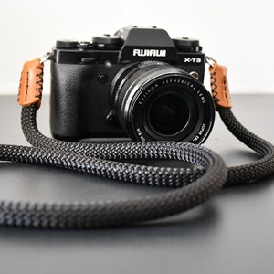 Handmade Black Climbing Rope Camera Strap: Leather Accents