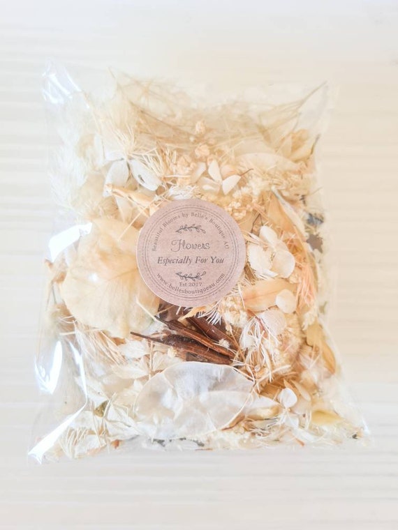 White Neutral Natural Preserved flower eco confetti dried loose flowers natural botanical florist DIY crafts supplies gifts weddings hampers