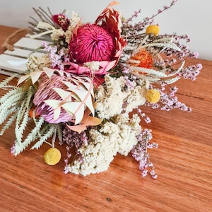 Dried Australian Native Flower Arrangement Bouquet Bunch Preserved Banksia Flora Natural Flowers Australiana Floral Home Décor Gift For Her