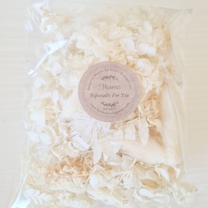 White Cream Preserved flower eco confetti dried loose flowers natural botanical florist DIY crafts supplies gifts weddings hampers décor
