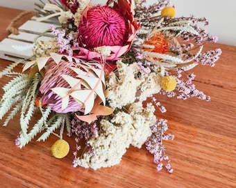 Dried Australian Native Flower Bouquet Banksia Everlasting Wildflowers in Mustard Blush Burgundy Rustic Dried Arrangement Home Décor Gift