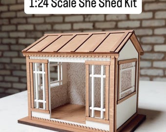Dockhusbyggsats i skala 1:24, DIY-dockhusbyggsats, miniatyrbyggsats, laserskuret dockhus, pysselrumsbod, modernt minihusbyggsats