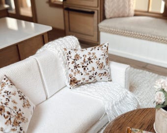Decoraciones en miniatura para casas de muñecas, cojines para casas de muñecas, cojines neutros, cojines en miniatura, decoración en miniatura, escala 1:12