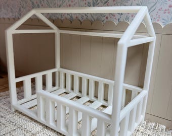 1:12 Scale Dollhouse Bed Frame, Mini Canopy Bed, 3D Printed Dollhouse Furniture, Modern Farmhouse Bed, Mini Bedroom Furniture