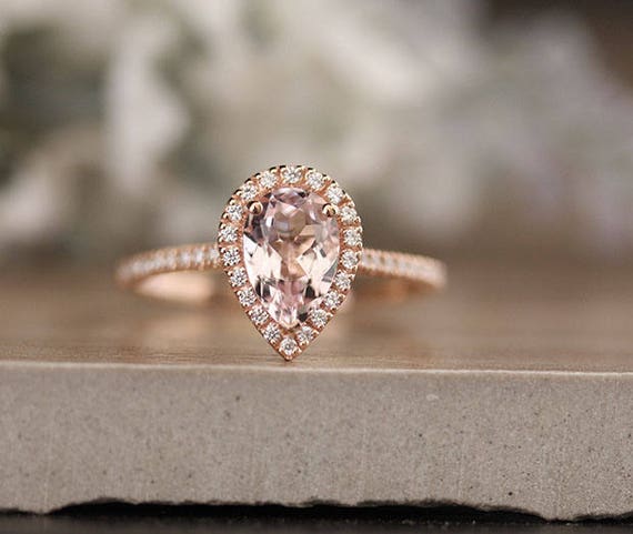 All About Mila Kunis' Engagement Ring | With Clarity