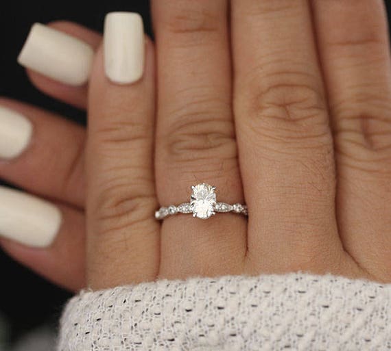 7x5mm oval diamond deals