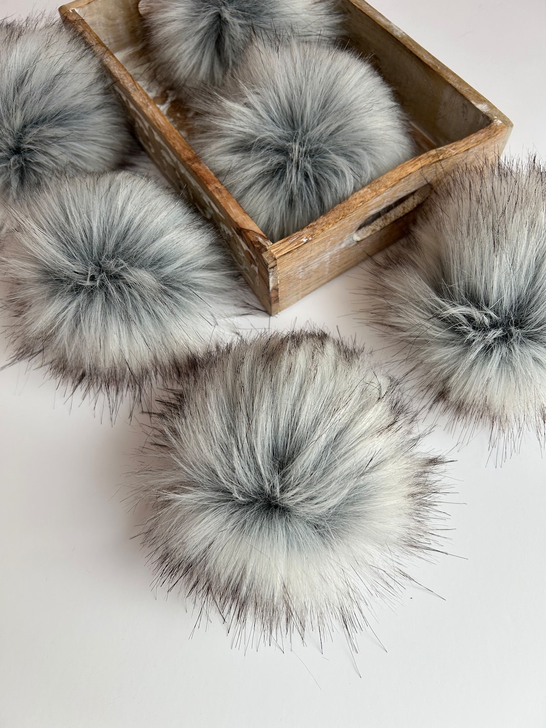 Echo - Handmade Grey Faux Fur Pom Pom: 6.5 Inch Hat  display picture 3