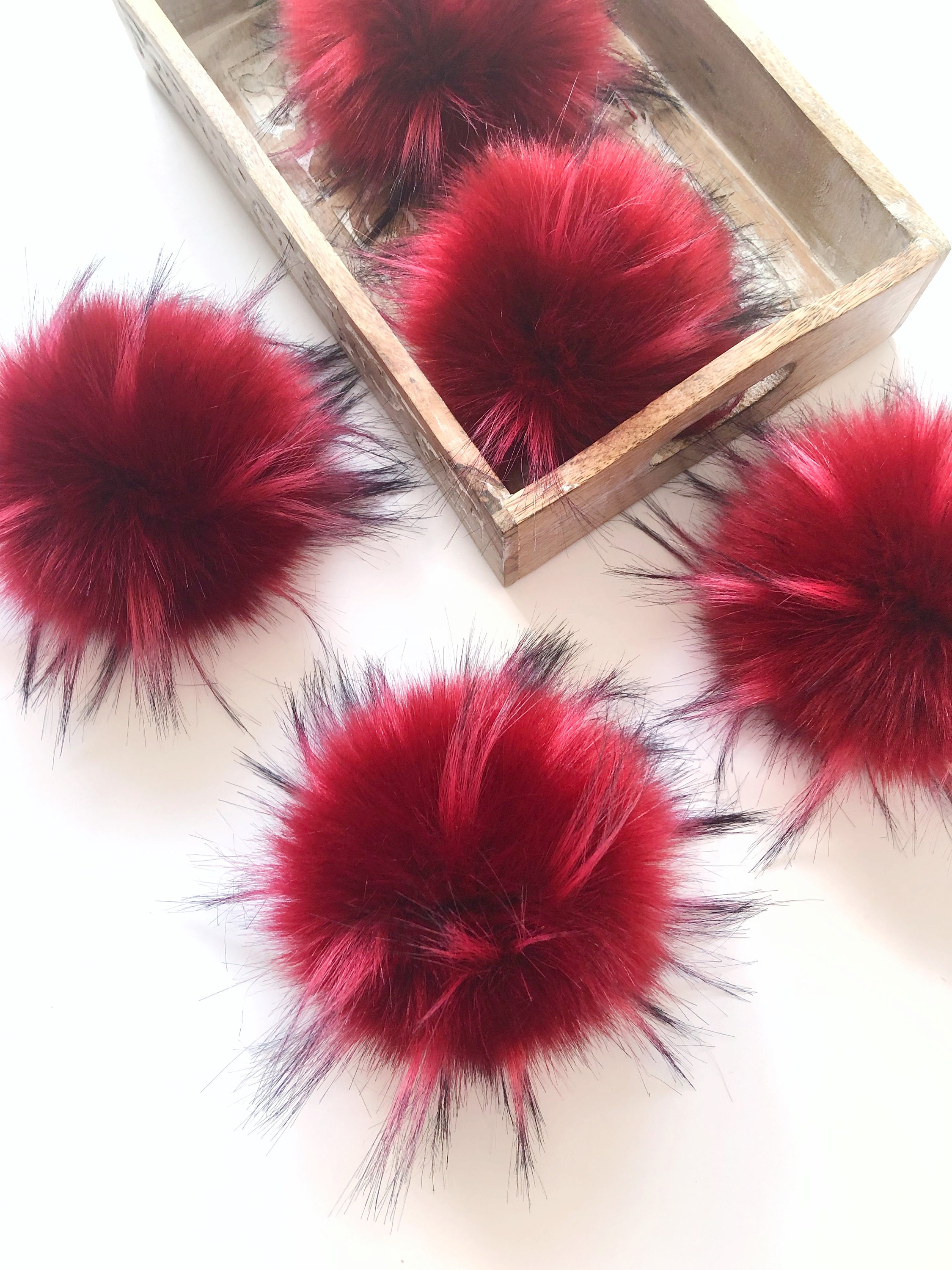 Removable Wooden Pom-pom Buttons for Faux Fur Pom-poms on Handmade