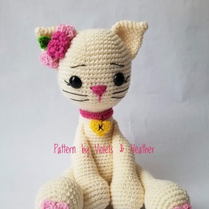 CROCHET PATTERN for Kitty with a Collar, Cat in a Collar Crochet Pattern. Instant PDF Pattern Download. Amigurumi Pattern, VioletsandHeather