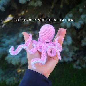 CROCHET PATTERN for Posable Octopus, Amigurumi Octopus Pattern, Realistic Crochet Octopus, Kraken Crochet Toy Pattern. Instant PDF Download. image 1