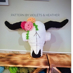 CROCHET PATTERN for Desert Rose Skull Pillow, Southwest Decor, Unique Crochet, Plush Cow Skull Decoration, Instant Download Heather Kumpf